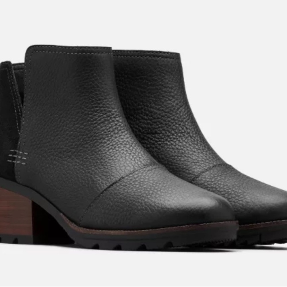 Sorel Cate Cut Out Bootie Women, Size 8. Leather & Suede Ankle Slip-On Boot